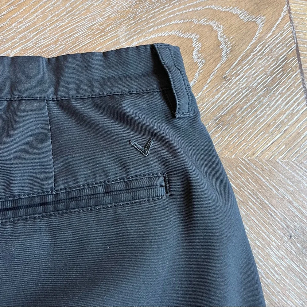 Callaway Men’s Black Flat Front Golf Shorts size 36
